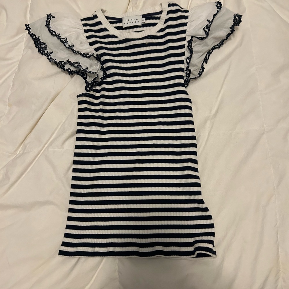 Ruffle sleeve top